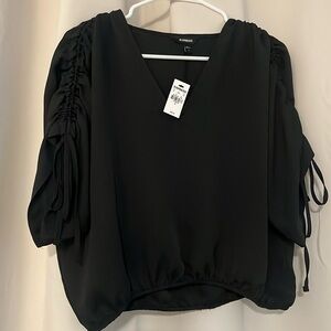Loose fitting NWTs black Express blouse
